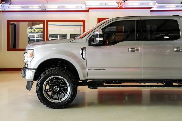 Used 2022 Ford F350 XLT w/ XLT Premium Package AWD/4WD image 14