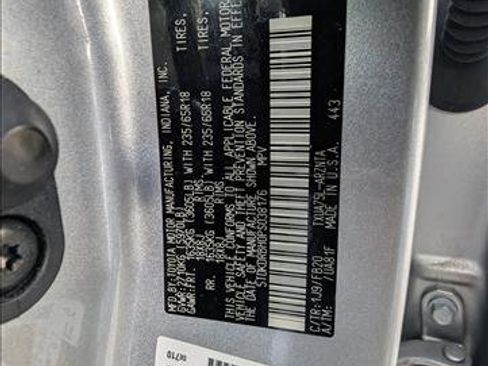 Used 2023 Toyota Highlander LE image 24