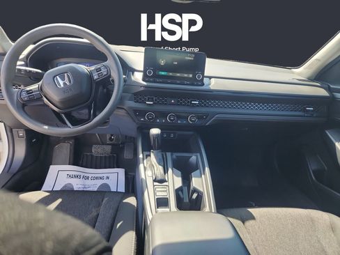 Used 2023 Honda Accord EX image 10