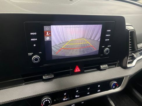 Certified 2024 Kia Sportage LX image 14