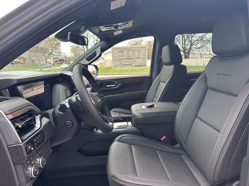 New 2026 GMC Yukon Denali image 21