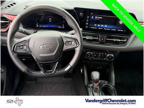 Used 2024 Chevrolet TrailBlazer RS w/ Convenience Package AWD/4WD image 11