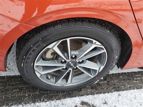 Certified 2024 Kia Forte LXS w/ LXS Technology Package image 5