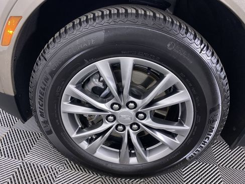 Certified 2023 Cadillac XT5 Premium Luxury w/ Technology Package image 16