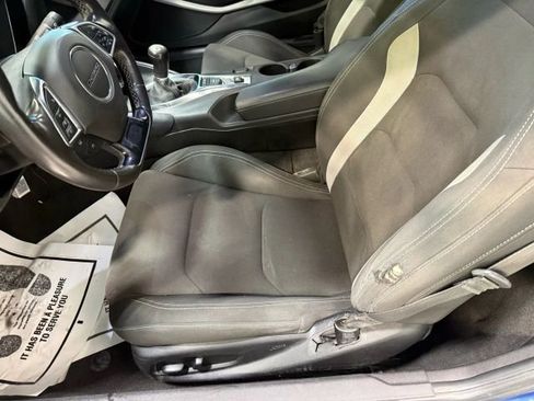 Used 2019 Chevrolet Camaro LS image 21
