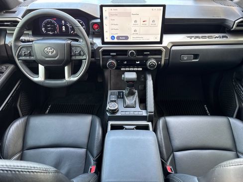 Used 2024 Toyota Tacoma TRD Off-Road AWD/4WD image 15