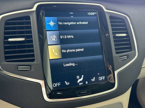Used 2021 Volvo XC90 T5 Momentum w/ Climate Package FWD image 11
