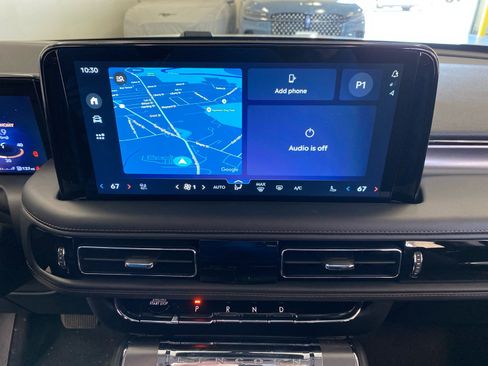 New 2026 Lincoln Aviator AWD w/ Jet Appearance Package image 23