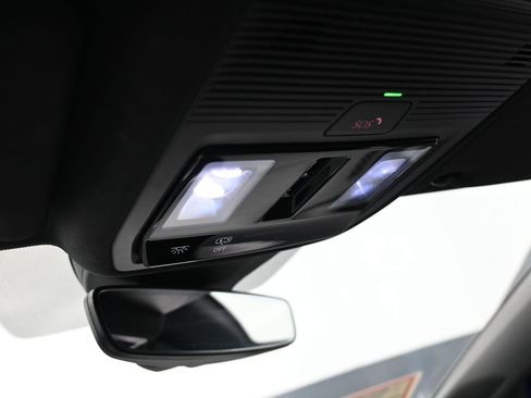 Used 2021 Volkswagen ID.4 1st Edition image 31