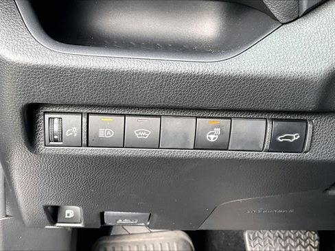 Certified 2023 Toyota RAV4 XLE image 35