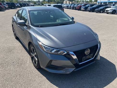 Used 2021 Nissan Sentra SV FWD image 1