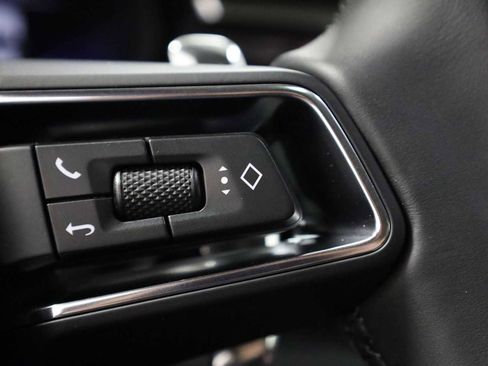 New 2026 Porsche Macan AWD/4WD image 27