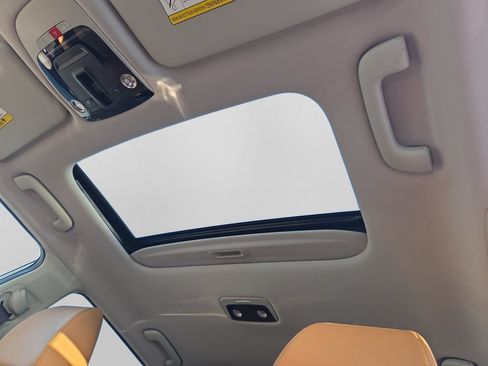 Certified 2026 Kia Seltos EX w/ EX Sunroof Package FWD image 17