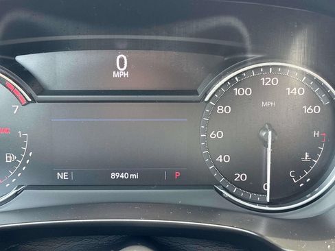 Used 2022 Cadillac XT4 Premium Luxury w/ Enhanced Visibility Package FWD image 25