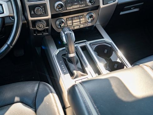 Used 2019 Ford F150 Platinum w/ Technology Package image 21