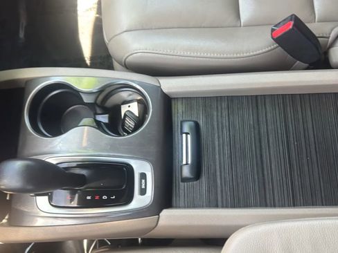 Used 2017 Honda Pilot EX-L image 11