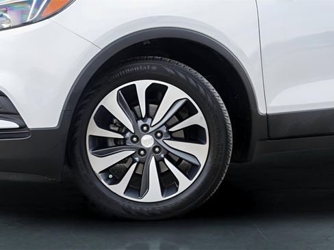 Used 2022 Buick Encore Preferred w/ Safety Package image 4