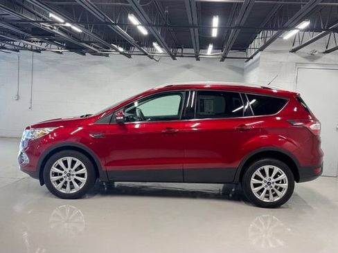 Used 2017 Ford Escape Titanium FWD image 2