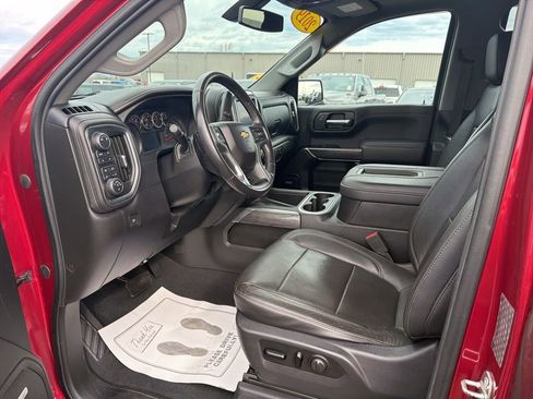 Used 2019 Chevrolet Silverado 1500 LTZ image 12