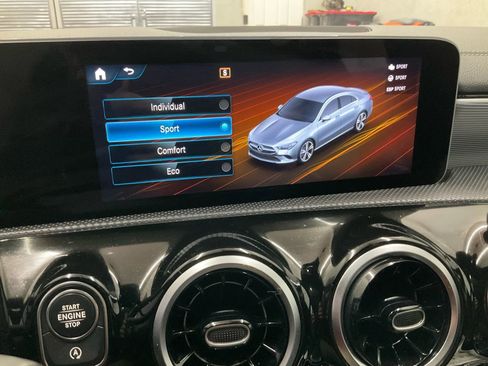 Used 2020 Mercedes-Benz CLA 250 4MATIC image 17