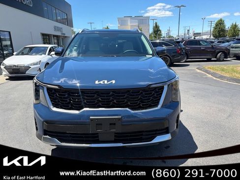 New 2026 Kia Sorento S w/ S Panoramic Sunroof Package AWD/4WD image 4