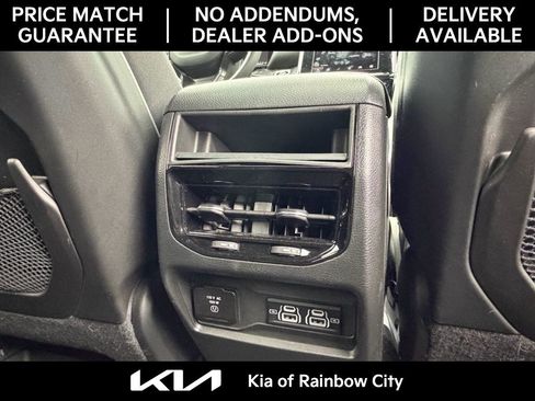 Used 2023 Jeep Grand Cherokee Altitude image 23