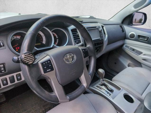 Used 2013 Toyota Tacoma 4x4 Double Cab w/ TRD Sport Pkg image 8