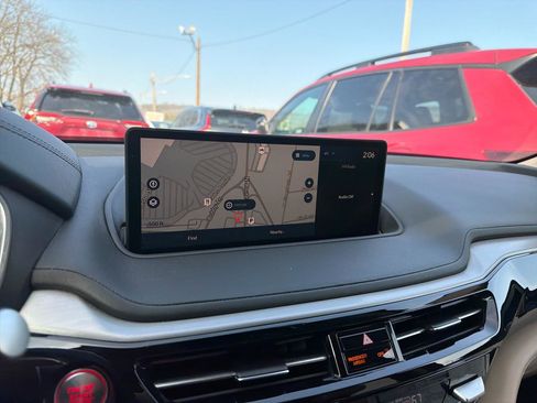 Used 2023 Acura MDX SH-AWD w/ Technology Package image 25