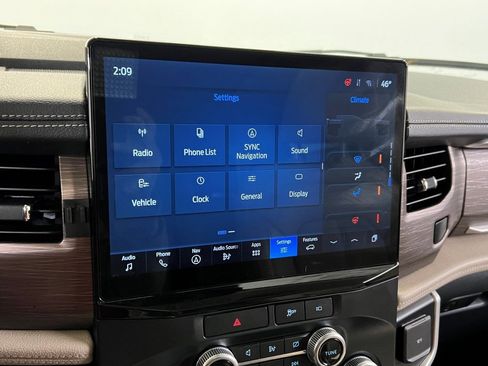 Used 2022 Ford Expedition Max Limited image 46