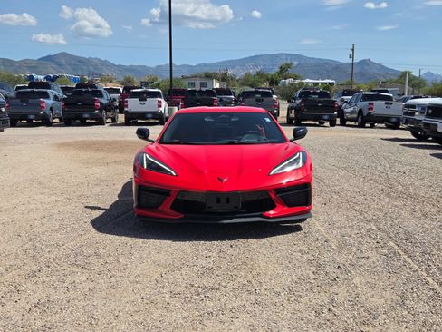 Used 2025 Chevrolet Corvette Stingray Preferred Cpe w/ Z51 Performance Package RWD image 2
