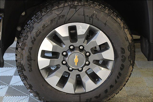 New 2025 Chevrolet Silverado 2500 Custom w/ Custom Value Package AWD/4WD image 4