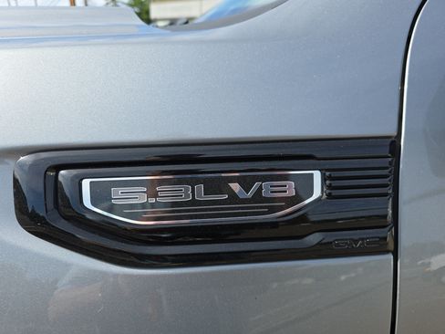 Used 2023 GMC Sierra 1500 Elevation w/ Elevation Premium Package AWD/4WD image 11