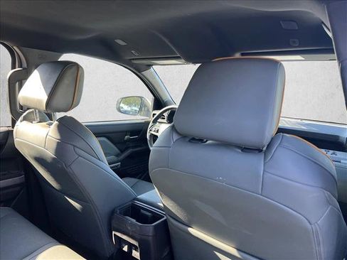 Certified 2025 Toyota Tacoma 4x4 Double Cab Hybrid image 22