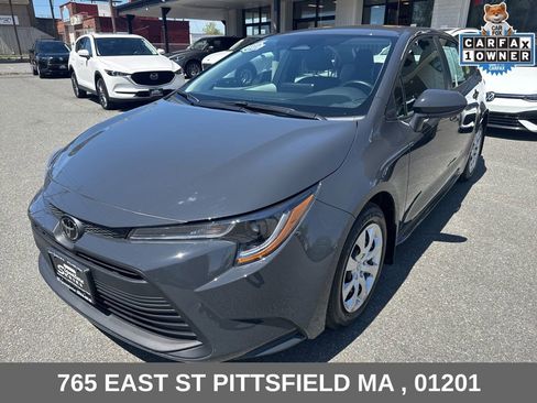 Used 2026 Toyota Corolla LE FWD image 3