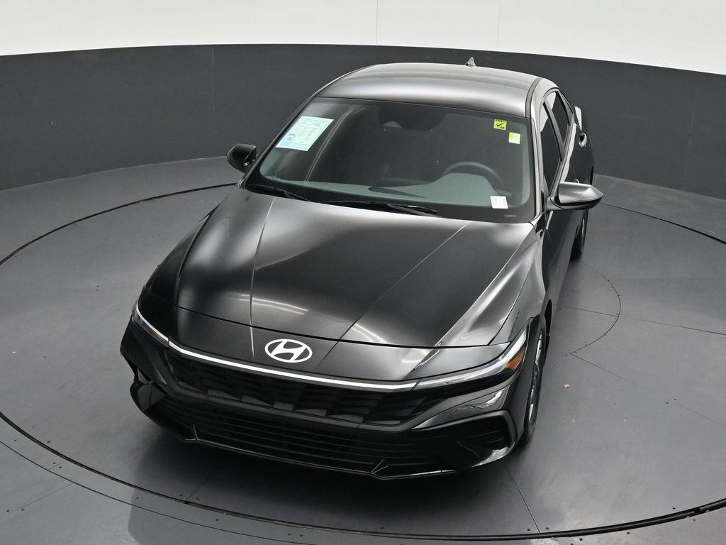 Used 2024 Hyundai Elantra SEL FWD image 22