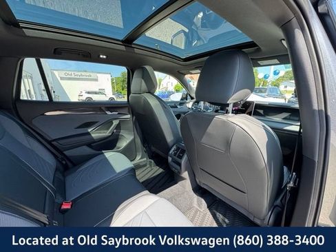 Certified 2025 Volkswagen Tiguan SE R-Line AWD/4WD image 25