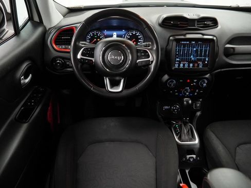 Certified 2023 Jeep Renegade Trailhawk AWD/4WD image 22