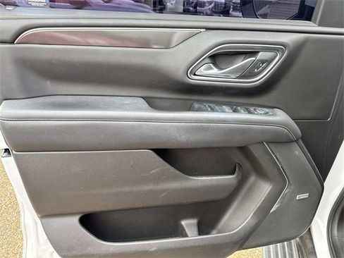 Used 2021 GMC Yukon AT4 w/ AT4 Premium Package image 25