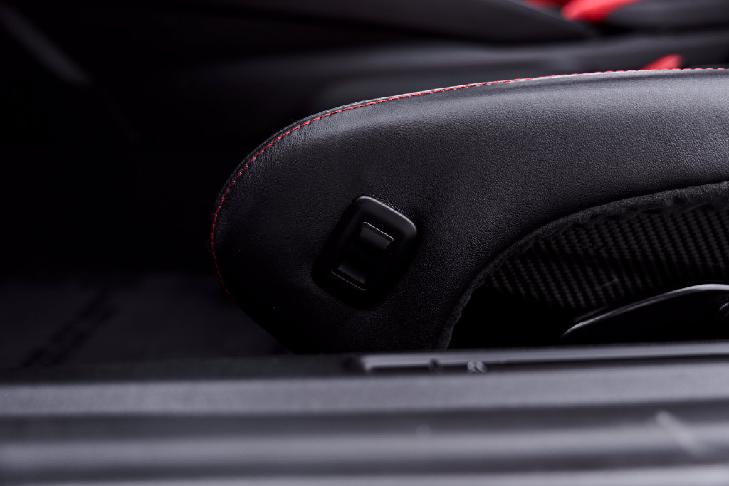 Used 2019 Porsche 911 GT2 RS RWD image 58