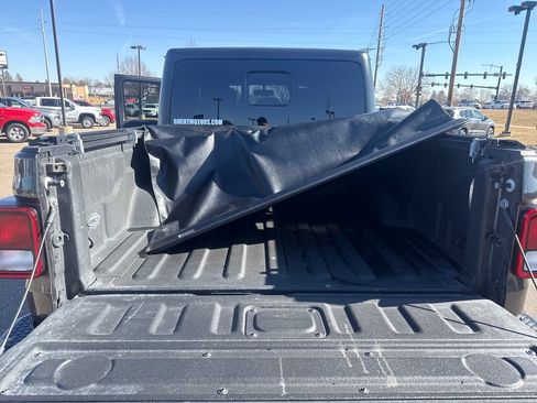 Used 2021 Jeep Gladiator Overland w/ Popular Equipment Package image 23