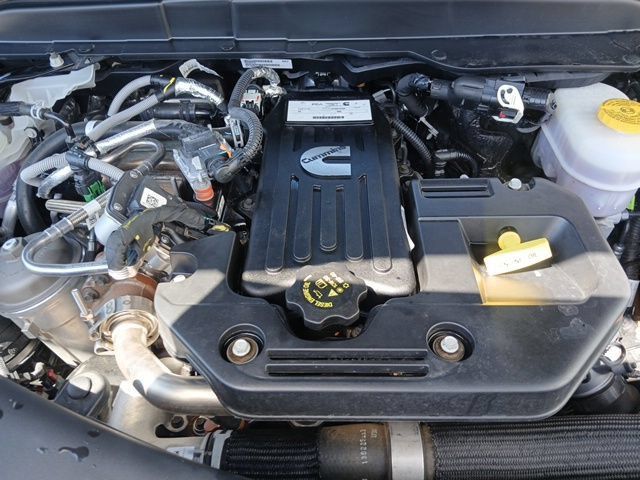 Used 2025 RAM 2500 Laramie w/ Night Edition AWD/4WD image 65