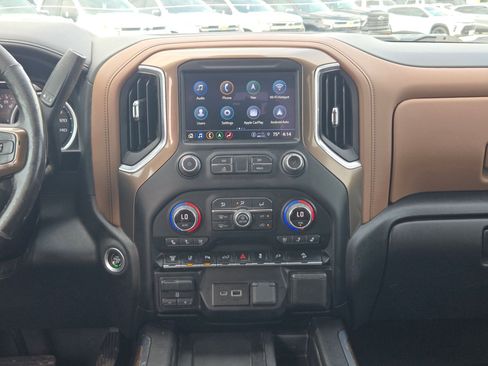 Used 2022 Chevrolet Silverado 2500 High Country w/ Z71 Off-Road Package image 16