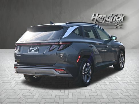 Used 2025 Hyundai Tucson SEL FWD image 10