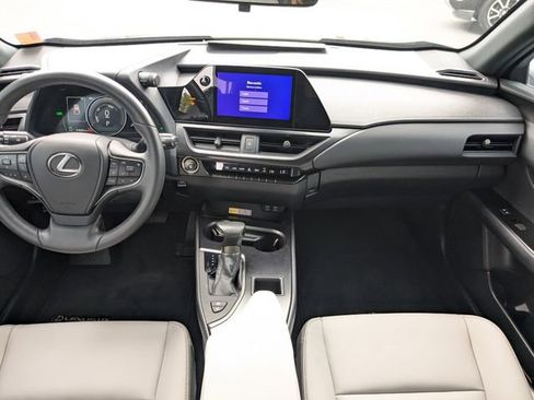 Certified 2024 Lexus UX 250h FWD image 15