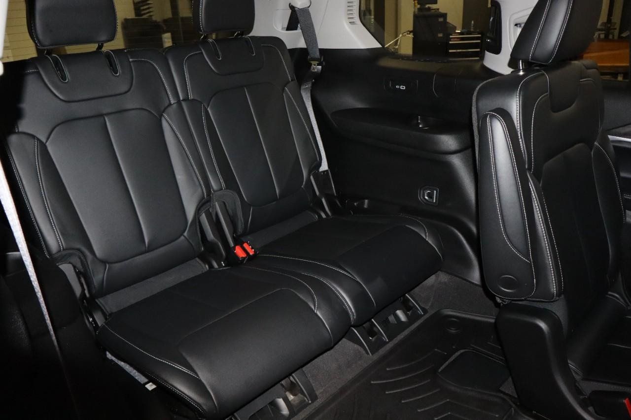 Used 2021 Jeep Grand Cherokee L Limited AWD/4WD image 38