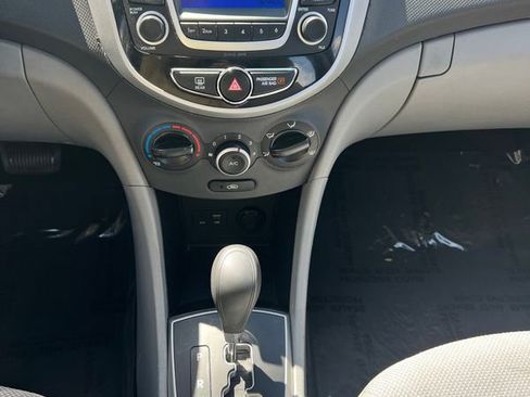 Used 2014 Hyundai Accent GS image 18