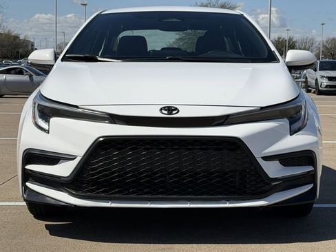 Used 2024 Toyota Corolla SE image 8
