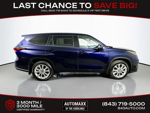 Used 2023 Toyota Highlander Limited FWD image 7