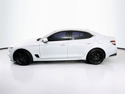 Used 2022 Genesis G70 3.3T RWD image 4