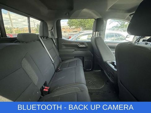 Used 2025 Chevrolet Silverado 1500 LT Trail Boss w/ Convenience Package II AWD/4WD image 3